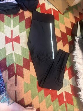Ultracor Black Performance Leggings size L NWT